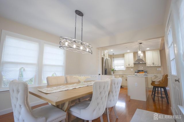65 Yorkshire Drive, Monroe, NJ 08831