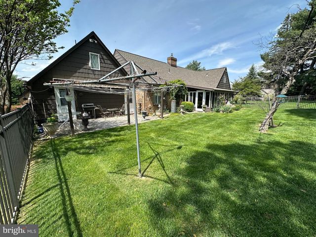 11460 E PARK CIRCLE, Waynesboro, PA 17268