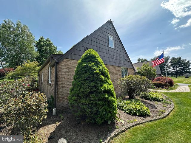 11460 E PARK CIRCLE, Waynesboro, PA 17268