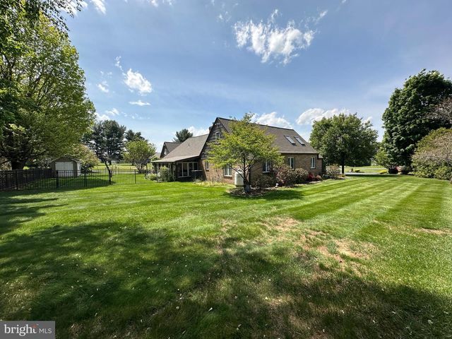 11460 E PARK CIRCLE, Waynesboro, PA 17268
