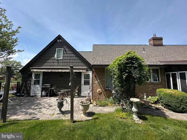 11460 E PARK CIRCLE, Waynesboro, PA 17268