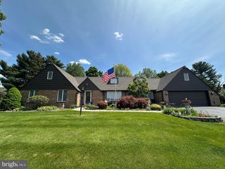 11460 E PARK CIRCLE, Waynesboro, PA 17268