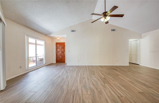 6922 SILVERMILL DRIVE, Tampa, FL 33635