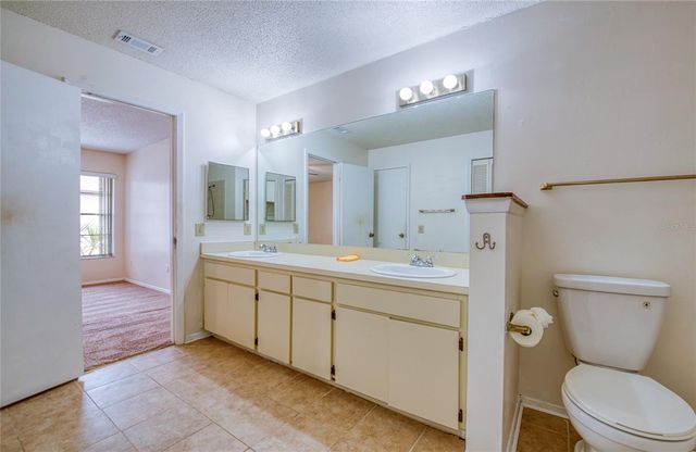 6922 SILVERMILL DRIVE, Tampa, FL 33635