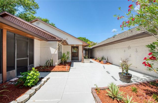 6922 SILVERMILL DRIVE, Tampa, FL 33635