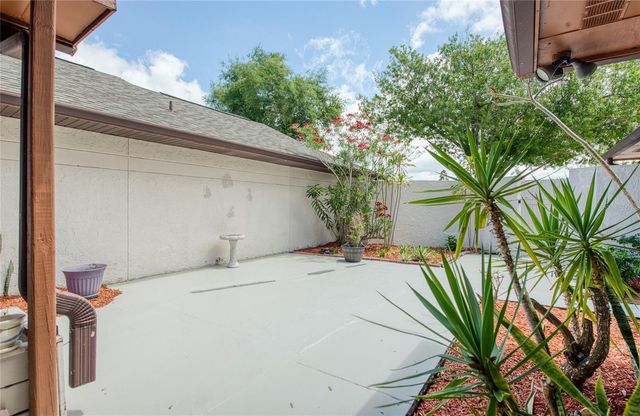 6922 SILVERMILL DRIVE, Tampa, FL 33635