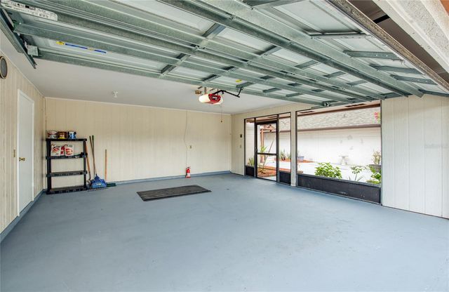 6922 SILVERMILL DRIVE, Tampa, FL 33635