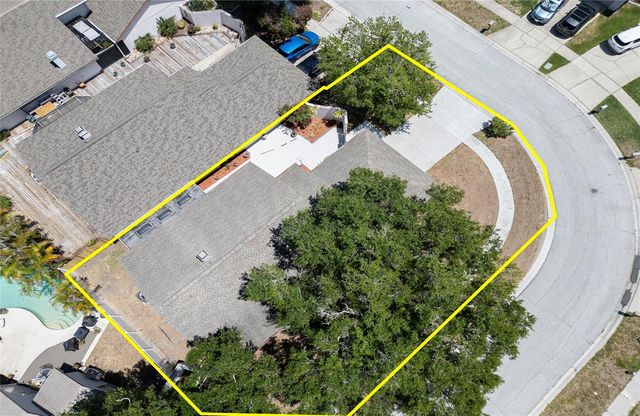 6922 SILVERMILL DRIVE, Tampa, FL 33635