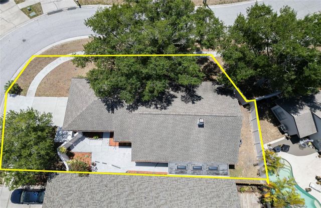 6922 SILVERMILL DRIVE, Tampa, FL 33635