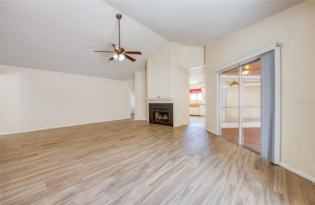 6922 SILVERMILL DRIVE, Tampa, FL 33635