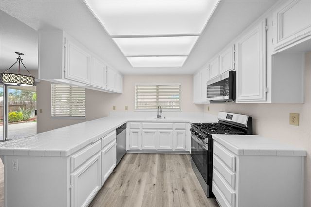 24784 Half Dome Court, Murrieta, CA 92562