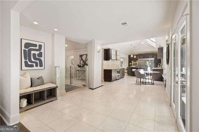 155 Marsh Glen Point, Sandy Springs, GA 30328