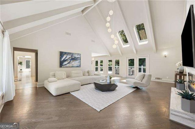 155 Marsh Glen Point, Sandy Springs, GA 30328
