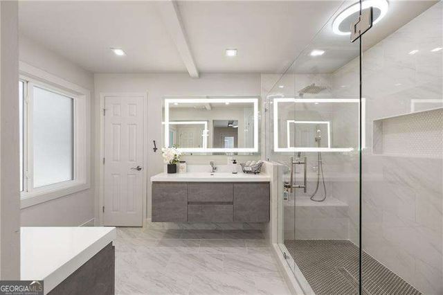 155 Marsh Glen Point, Sandy Springs, GA 30328