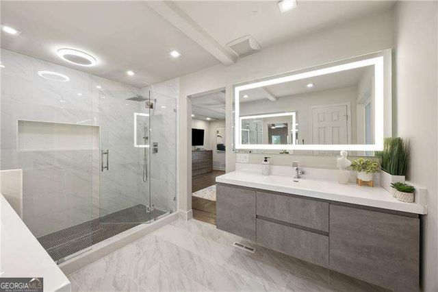 155 Marsh Glen Point, Sandy Springs, GA 30328