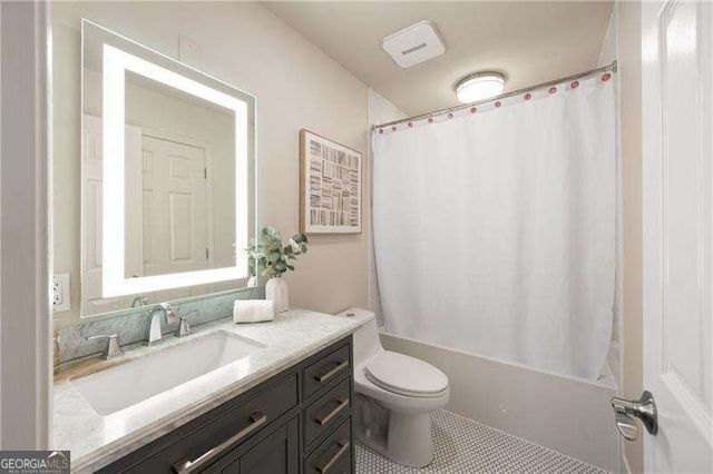 155 Marsh Glen Point, Sandy Springs, GA 30328