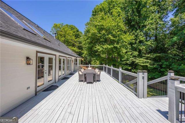155 Marsh Glen Point, Sandy Springs, GA 30328
