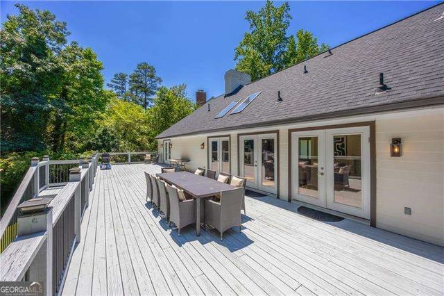 155 Marsh Glen Point, Sandy Springs, GA 30328