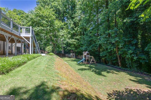 155 Marsh Glen Point, Sandy Springs, GA 30328