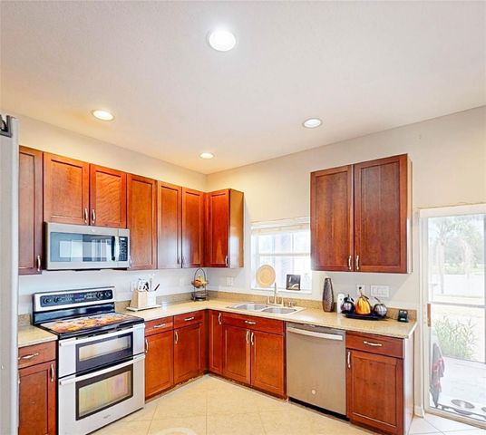 11153 SHELTER COVE LOOP, New Port Richey, FL 34654