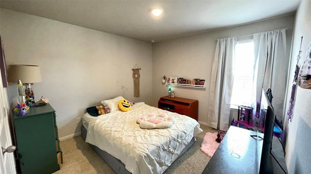 156 Medinah LN, San Marcos, TX 78666