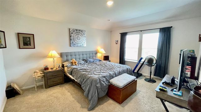 156 Medinah LN, San Marcos, TX 78666