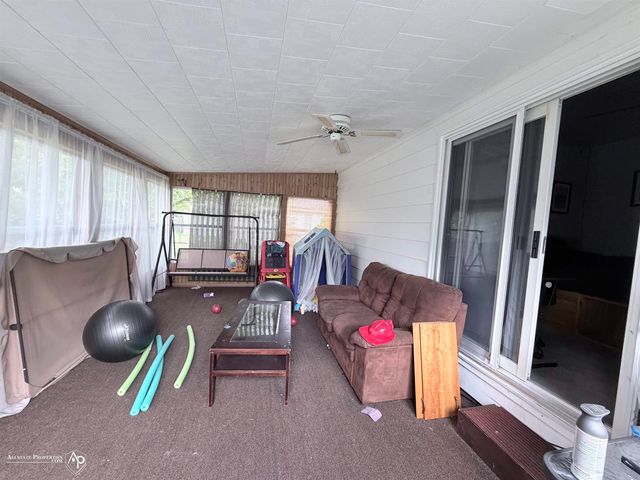 521 Oak Street, Mt Morris, MI 48558