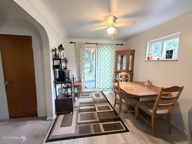 521 Oak Street, Mt Morris, MI 48558