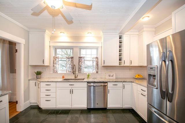 271 Holbrook Rd, Quincy, MA 02171