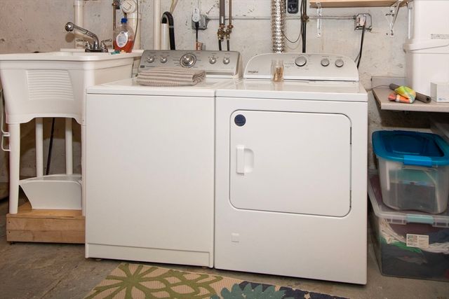 271 Holbrook Rd, Quincy, MA 02171