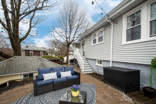 271 Holbrook Rd, Quincy, MA 02171