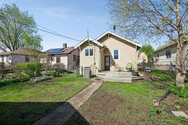 3222 James Avenue N, Minneapolis, MN 55412