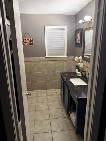 8407 Sonneville Drive, Houston, TX 77080