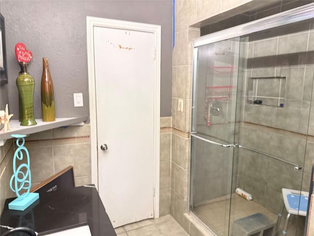 8407 Sonneville Drive, Houston, TX 77080