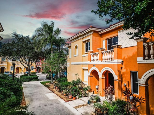 8928 SW 18th St, Miramar, FL 33025