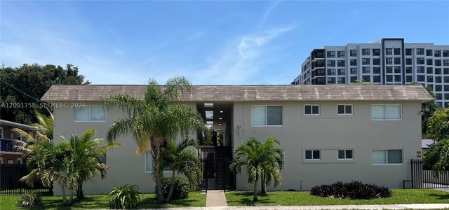 1632 NW 16th Ter 6, Miami, FL 33125