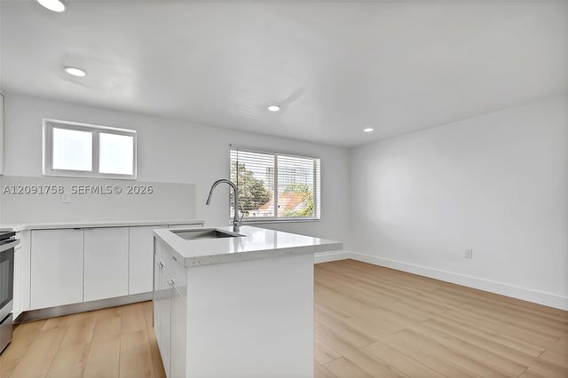 1632 NW 16th Ter 6, Miami, FL 33125
