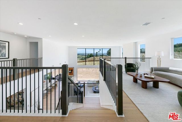 22810 Seaqua Circle, Chatsworth (los Angeles), CA 91311