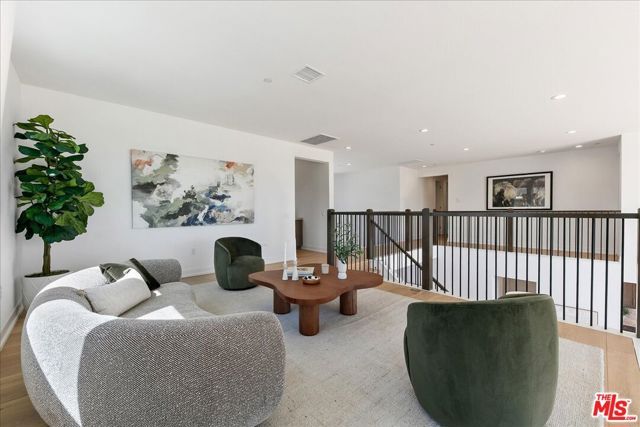 22810 Seaqua Circle, Chatsworth (los Angeles), CA 91311