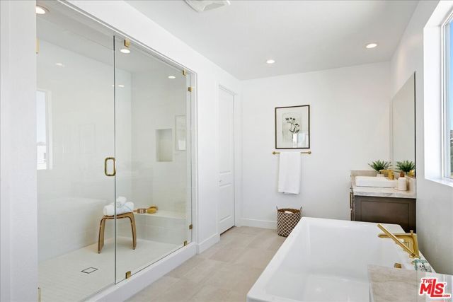 22810 Seaqua Circle, Chatsworth (los Angeles), CA 91311