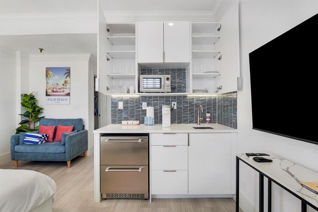 235 Sunrise Avenue 2011, Palm Beach, FL 33480