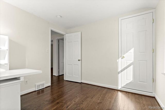 100 Meridan Street, Dearborn, MI 48124