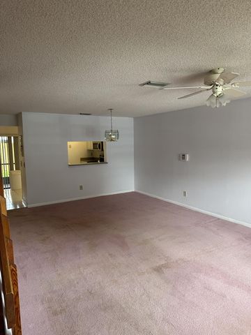 621 NW 105th Way, Pembroke Pines, FL 33026