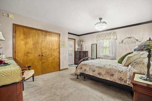 28 Union St A, Rockland, MA 02370