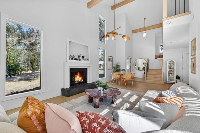 914 W IDLEWILD AVENUE, Tampa, FL 33604