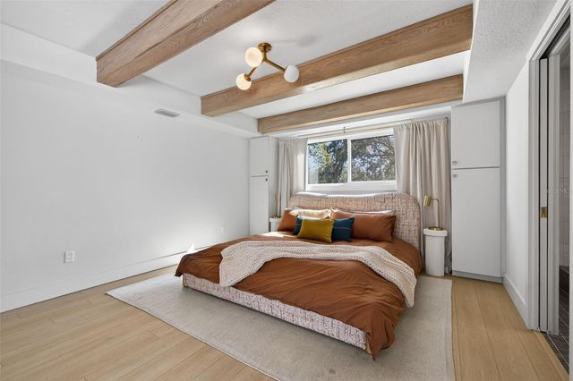 914 W IDLEWILD AVENUE, Tampa, FL 33604