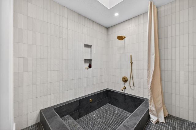 914 W IDLEWILD AVENUE, Tampa, FL 33604