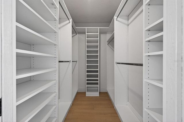 914 W IDLEWILD AVENUE, Tampa, FL 33604