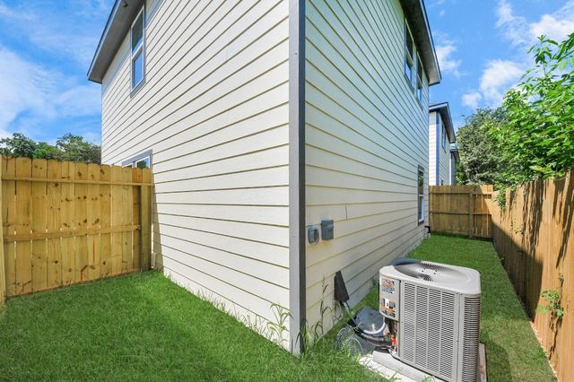 7312 Wileyvale Drive C, Houston, TX 77016