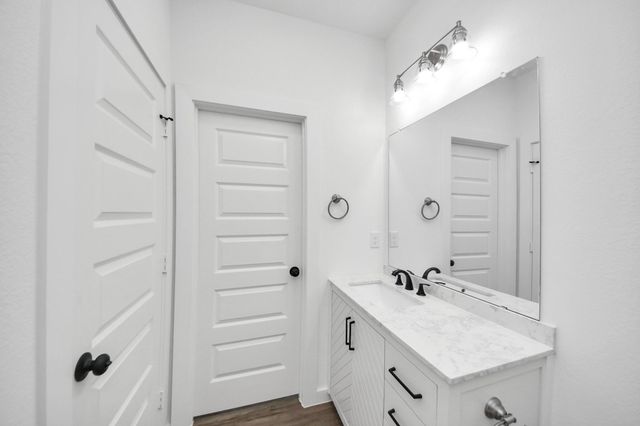 7312 Wileyvale Drive C, Houston, TX 77016